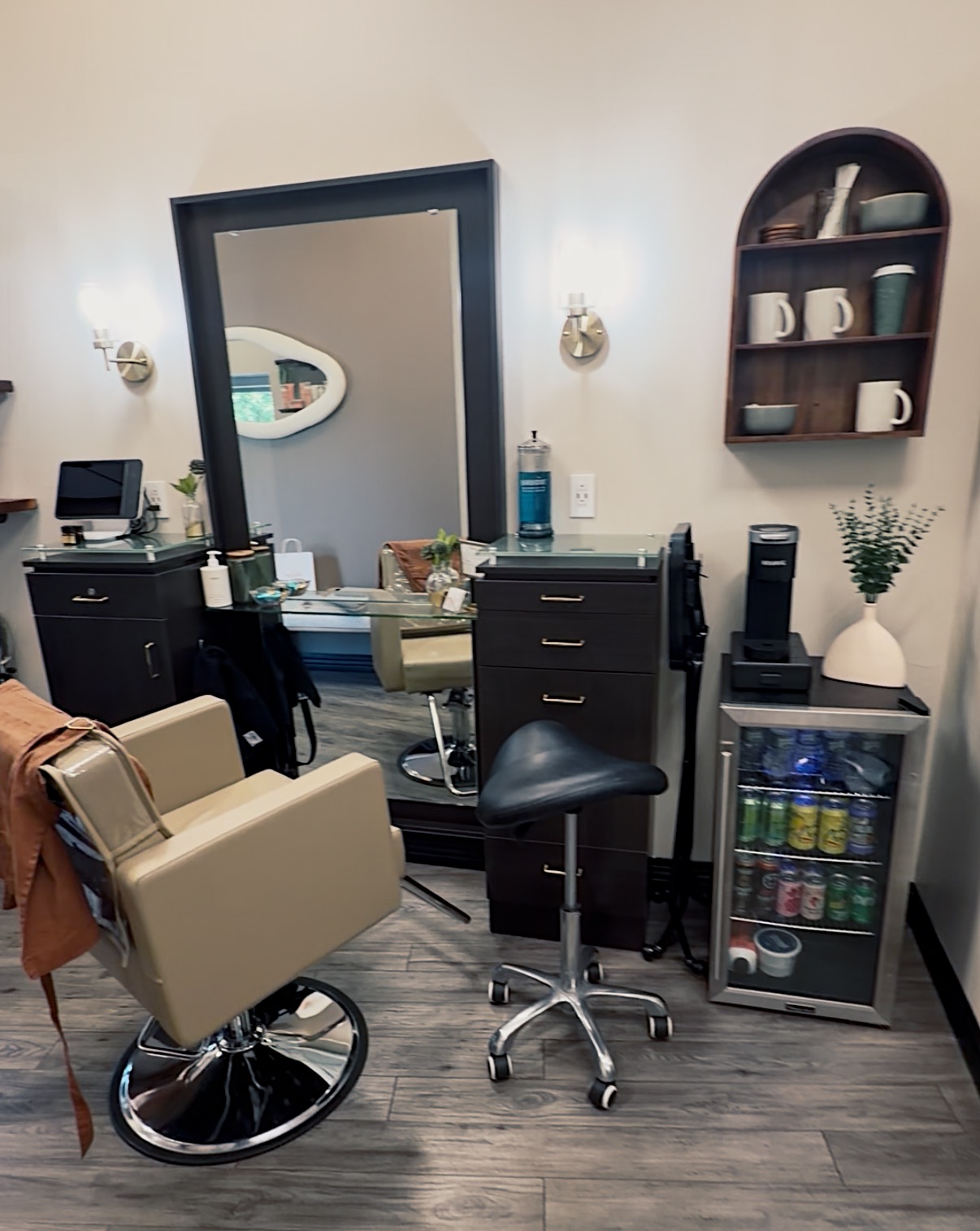 Cozy boutique salon studio interior at Jenna Lauren Hair Designs in Innsbrook